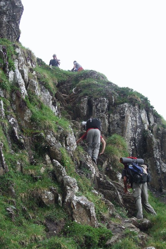 2008-07-12,10-31-17,mauvais sentier (echelle des Sarradets).jpg